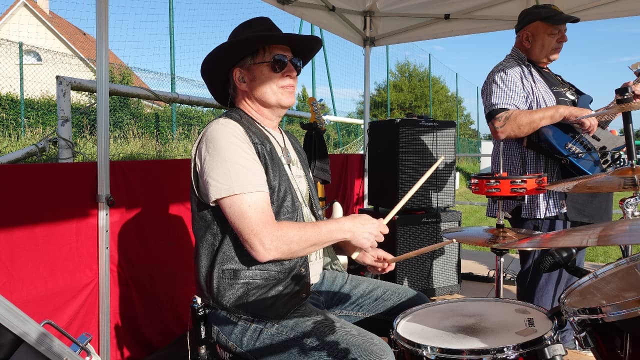 Rockin' Chairs à la Fête du Village à Manéglise (76) / Photo : Eric Caumes