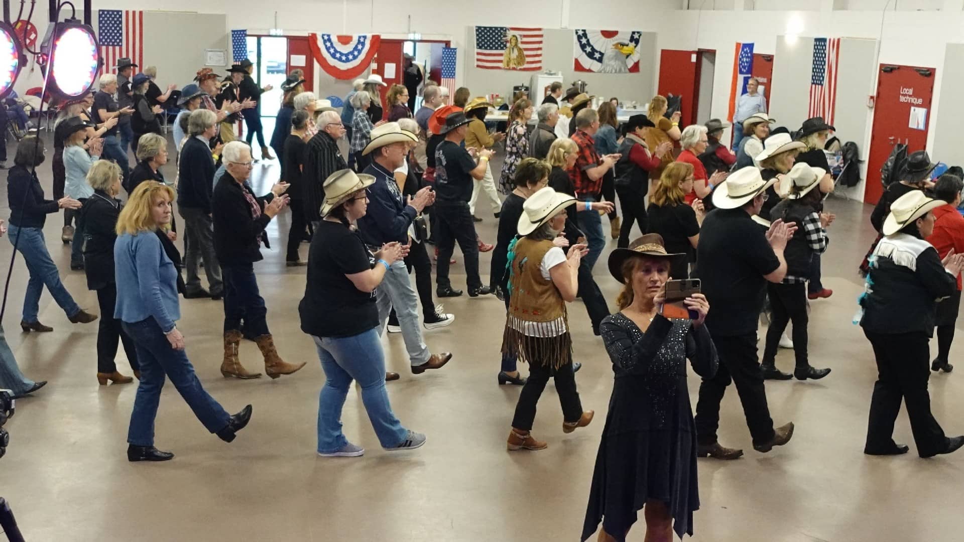 Rockin' Chairs chez les Cowboy Hat Dancers - Plaisir (78) - Photo Eric Caumes