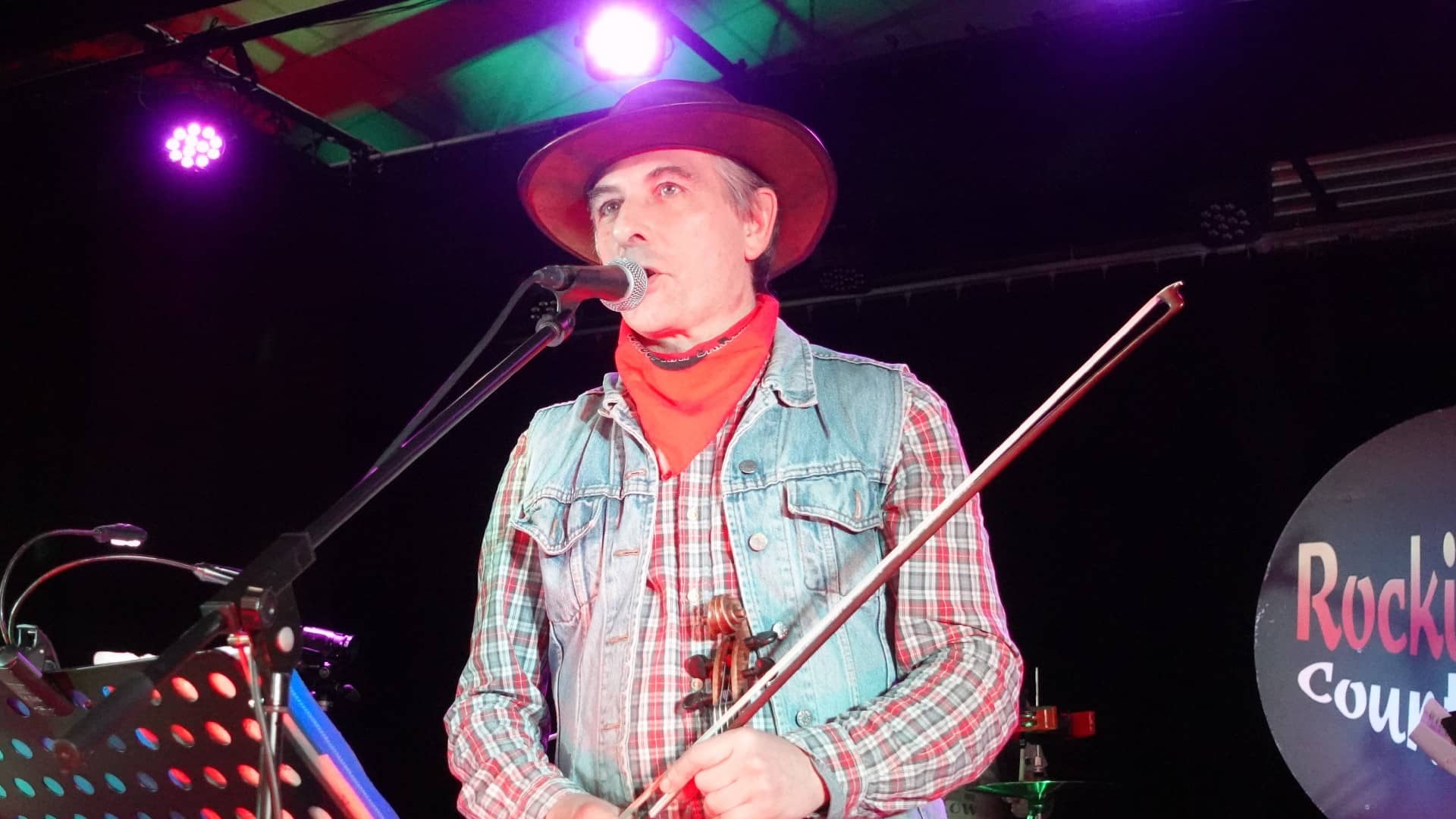 Rockin' Chairs chez les Cowboy Hat Dancers - Plaisir (78) - Photo Eric Caumes