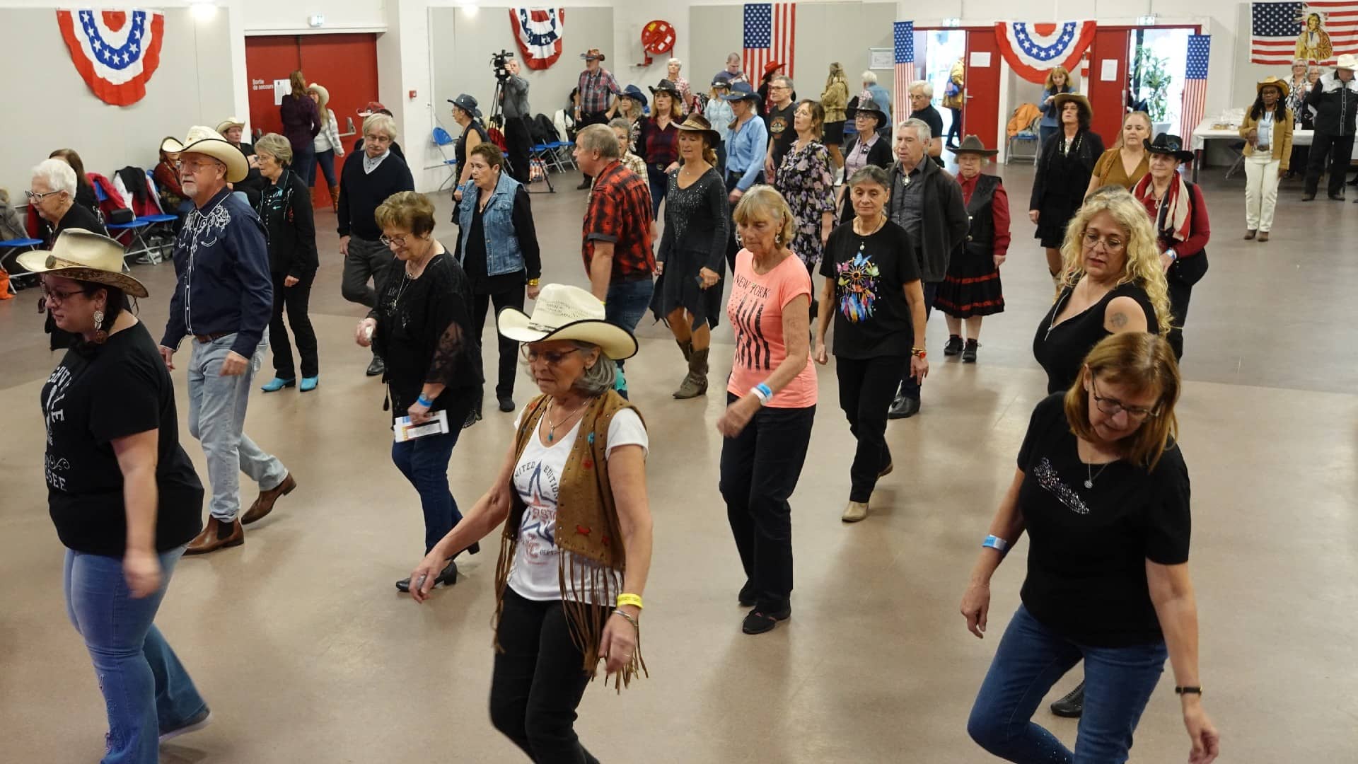 Rockin' Chairs chez les Cowboy Hat Dancers - Plaisir (78) - Photo Eric Caumes