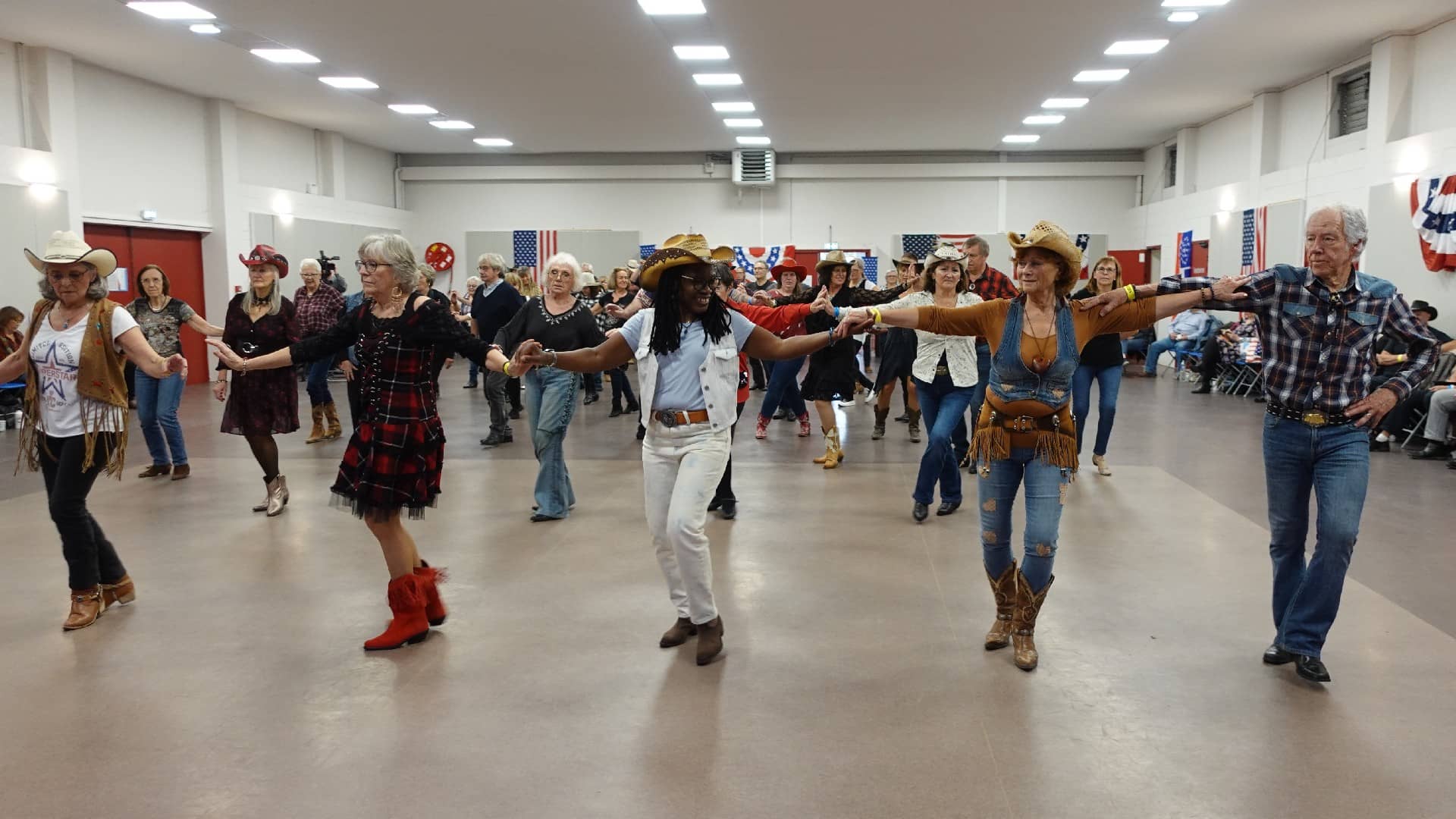 Rockin' Chairs chez les Cowboy Hat Dancers - Plaisir (78) - Photo Eric Caumes