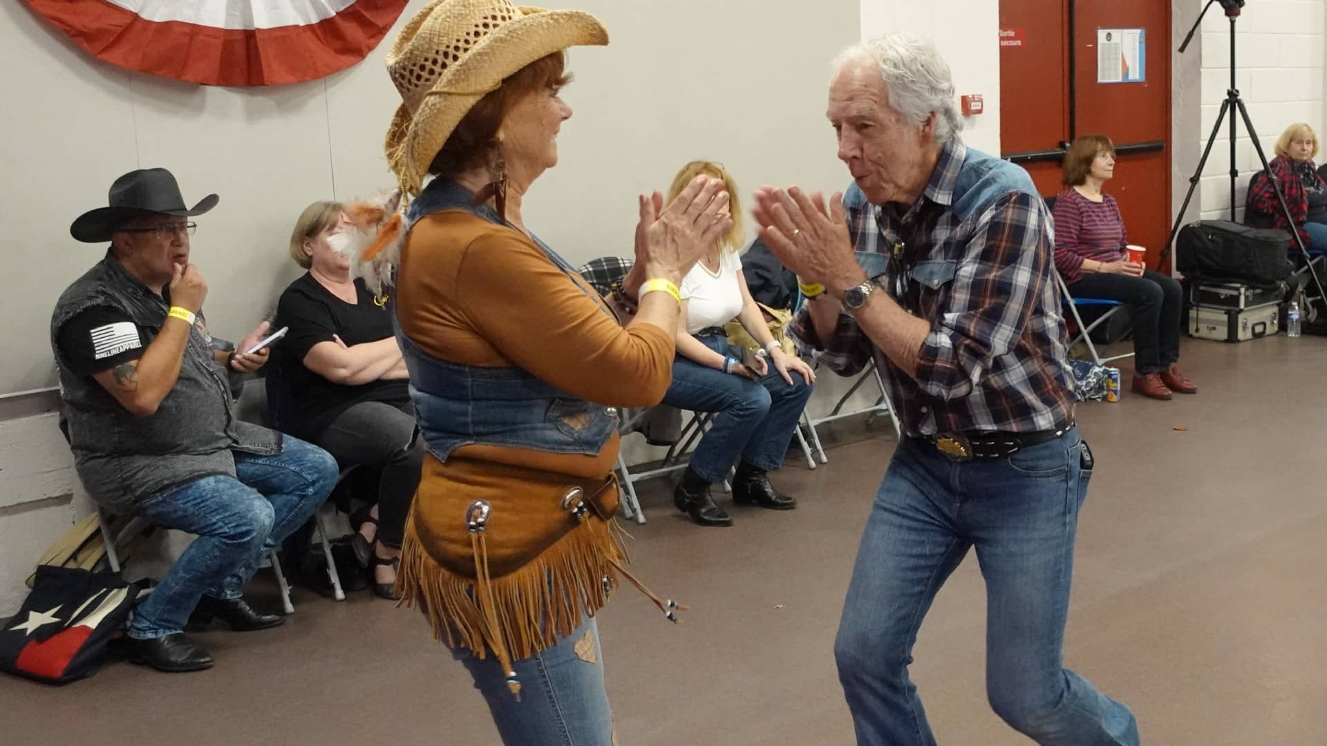 Rockin' Chairs chez les Cowboy Hat Dancers - Plaisir (78) - Photo Eric Caumes