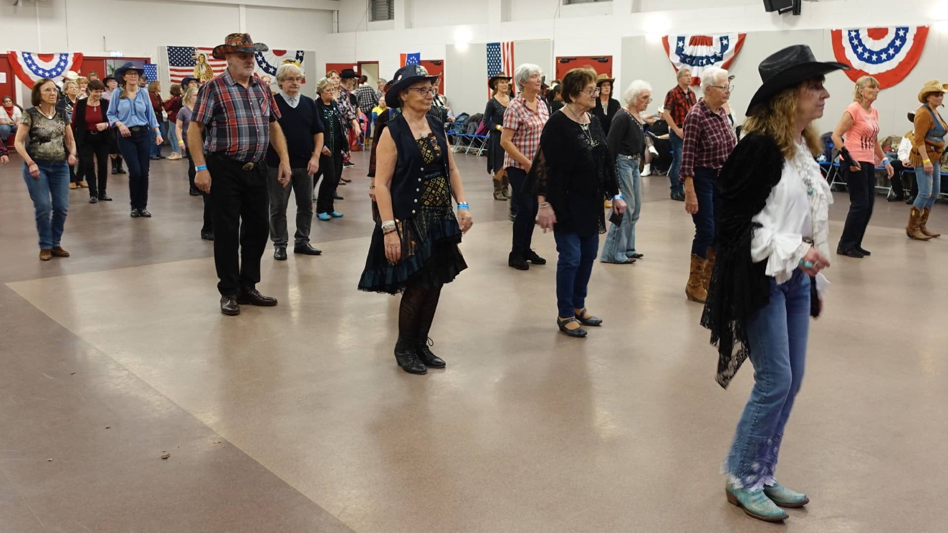 Rockin' Chairs chez les Cowboy Hat Dancers - Plaisir (78) - Photo Eric Caumes