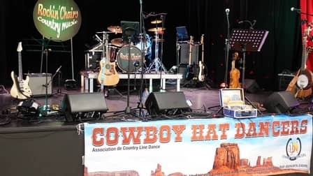 Medley par Rockin' Chairs, groupe country rock - Bal-concert pour les Cowboy Hat Dancers (Plaisir) - Vidéo : Eric Caumes