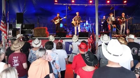 Medley par Rockin' Chairs, groupe country rock - American Festival de Marcenais (Gironde) - Vidéo : Eric Caumes